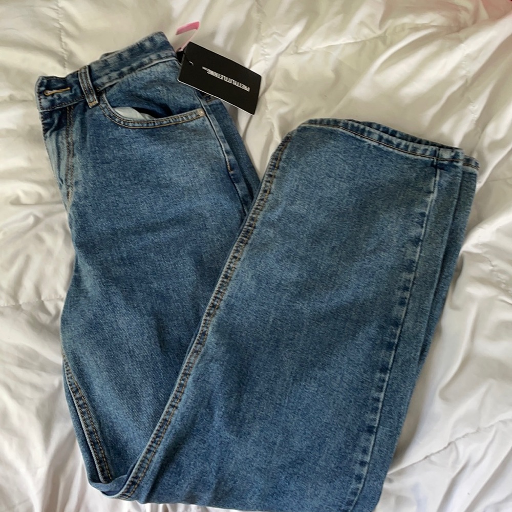 Pretty Little Thing Boyfriend Jeans